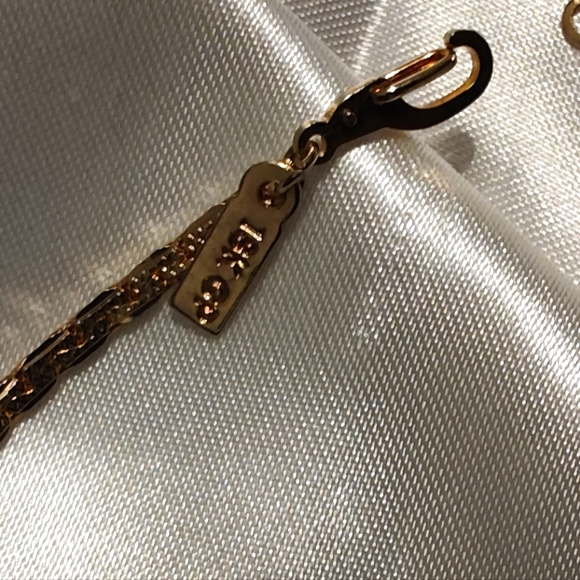 Vintage 18 Kt Gold Plated 7 Inch Bracelet - Picture 3 of 4